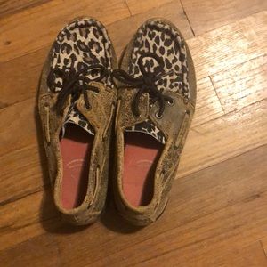 Twisted x leopard mules